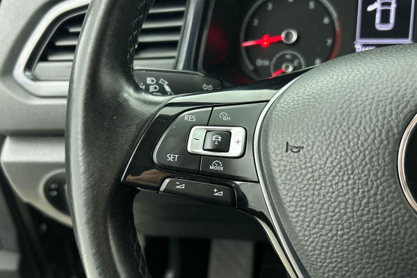 Volkswagen T-Roc 1.0 TSI Style(Goed OnderH, Navi, Carplay, StoelV, Parkeersensoren, Etc)