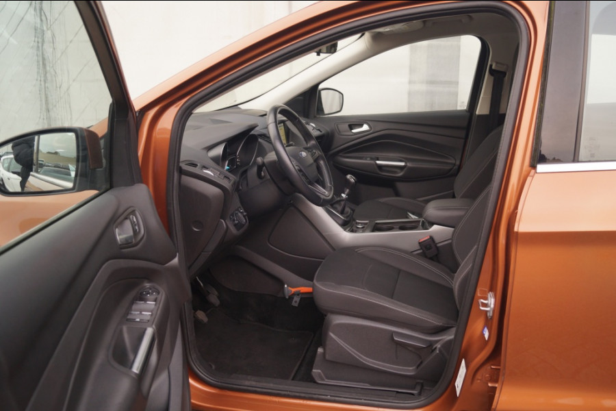 Ford Kuga 1.5 EcoBoost 120pk Trend Ultimate -NAVI-ECC-TREKHAAK-