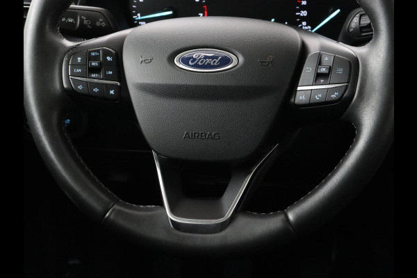 Ford Fiesta 1.0 EcoBoost Titanium X | Panoramadak | Stoel & stuurverwarming | Adaptive cruise | Camera | Carplay | Full LED | Blind Spot | Climate control | B&O Sound | Parkeerhulp | Navigatie