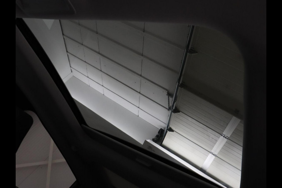 Ford Fiesta 1.0 EcoBoost Titanium X | Panoramadak | Stoel & stuurverwarming | Adaptive cruise | Camera | Carplay | Full LED | Blind Spot | Climate control | B&O Sound | Parkeerhulp | Navigatie