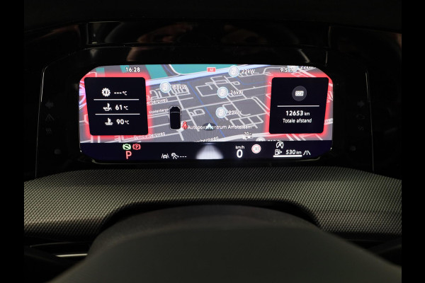 Volkswagen Golf 2.0 TSI GTI 265PK DSG | Verlengde garantie | Panorama dak | Head up Display | Blackstyle | 19"LM velgen |