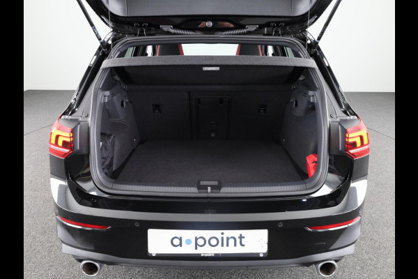 Volkswagen Golf 2.0 TSI GTI 265PK DSG | Verlengde garantie | Panorama dak | Head up Display | Blackstyle | 19"LM velgen |