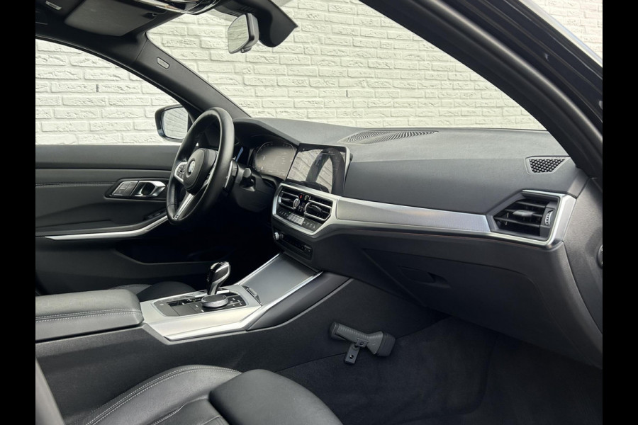 BMW 3 Serie 318i Business Edition M-Sport Full Led Carplay Automaat Digital Dash Camera Leder Cruise Navi