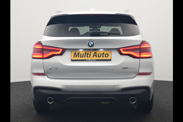 BMW X3 xDrive30e M Sport Plug In Hybrid 293pk Dealer O.H. PHEV | Trekhaak Af Fabriek | Head Up | Sportstoelen Verwarmd | Apple Carplay | Keyless | Blis | Sfeerverlichting | Virtual | Navigatie | DAB |