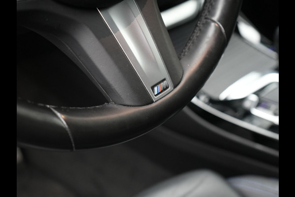 BMW X3 xDrive30e M Sport Plug In Hybrid 293pk Dealer O.H. PHEV | Trekhaak Af Fabriek | Head Up | Sportstoelen Verwarmd | Apple Carplay | Keyless | Blis | Sfeerverlichting | Virtual | Navigatie | DAB |