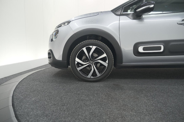 Citroën C3 PureTech 110 EAT6 Shine | Camera | Navigatie | Parkeersensoren | Apple Carplay | 17 Inch Lichtmetalen Velgen