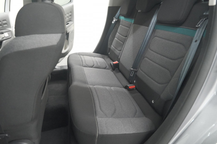 Citroën C3 PureTech 110 EAT6 Shine | Camera | Navigatie | Parkeersensoren | Apple Carplay | 17 Inch Lichtmetalen Velgen