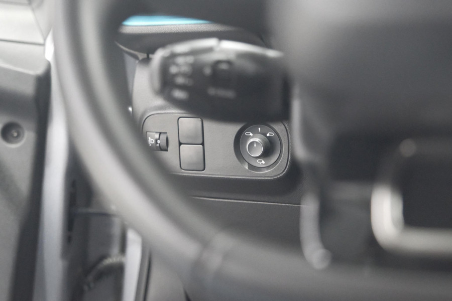 Citroën C3 PureTech 110 EAT6 Shine | Camera | Navigatie | Parkeersensoren | Apple Carplay | 17 Inch Lichtmetalen Velgen
