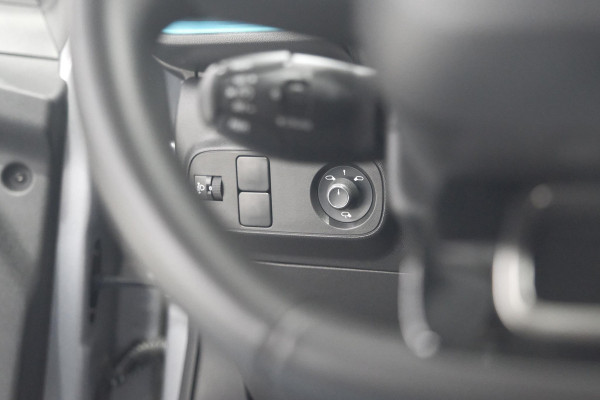Citroën C3 PureTech 110 EAT6 Shine | Camera | Navigatie | Parkeersensoren | Apple Carplay | 17 Inch Lichtmetalen Velgen