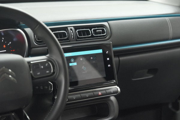Citroën C3 PureTech 110 EAT6 Shine | Camera | Navigatie | Parkeersensoren | Apple Carplay | 17 Inch Lichtmetalen Velgen