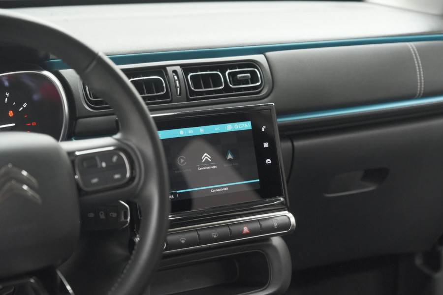 Citroën C3 PureTech 110 EAT6 Shine | Camera | Navigatie | Parkeersensoren | Apple Carplay | 17 Inch Lichtmetalen Velgen