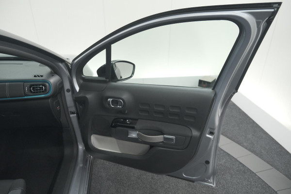 Citroën C3 PureTech 110 EAT6 Shine | Camera | Navigatie | Parkeersensoren | Apple Carplay | 17 Inch Lichtmetalen Velgen