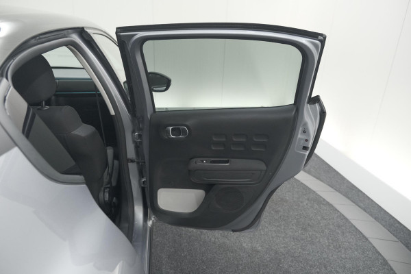 Citroën C3 PureTech 110 EAT6 Shine | Camera | Navigatie | Parkeersensoren | Apple Carplay | 17 Inch Lichtmetalen Velgen