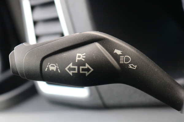 Ford Transit Custom 2.0 TDci 170pk Automaat L2 H1 Limited DC Black Line