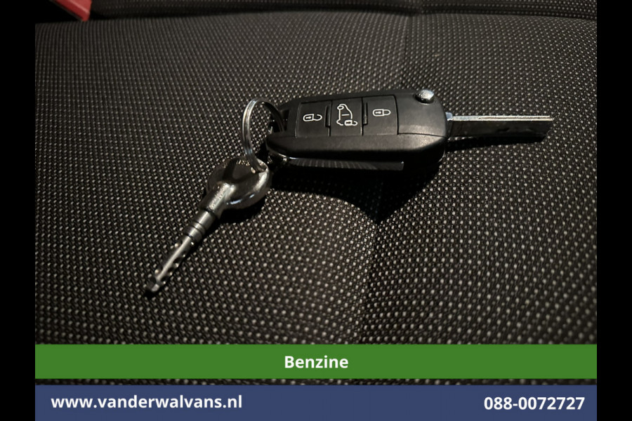 Citroën Berlingo 1.2 PureTech **Benzine** 130pk Automaat L1H1 Euro6 Airco | 3-Zits | Camera | Navigatie | Apple Carplay Android Auto, Cruisecontrol, Parkeersensoren, Bijrijdersbank