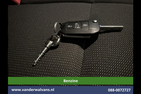 Citroën Berlingo 1.2 PureTech **Benzine** 130pk Automaat L1H1 Euro6 Airco | 3-Zits | Camera | Navigatie | Apple Carplay Android Auto, Cruisecontrol, Parkeersensoren, Bijrijdersbank