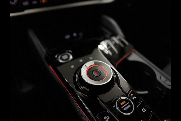 Kia Sportage 1.6 T-GDi Plug-in Hybrid AWD DynamicPlusLine | 19' inch | Half Leder | Camera | Adaptive Cruise Control