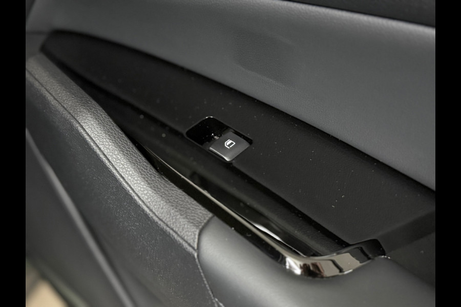 Kia Sportage 1.6 T-GDi Plug-in Hybrid AWD DynamicPlusLine | 19' inch | Half Leder | Camera | Adaptive Cruise Control