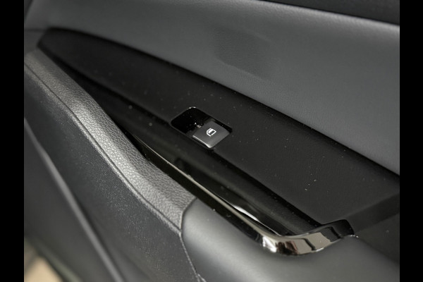 Kia Sportage 1.6 T-GDi Plug-in Hybrid AWD DynamicPlusLine | 19' inch | Half Leder | Camera | Adaptive Cruise Control