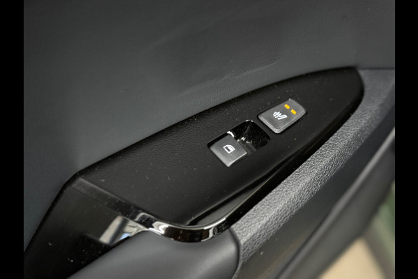 Kia Sportage 1.6 T-GDi Plug-in Hybrid AWD DynamicPlusLine | 19' inch | Half Leder | Camera | Adaptive Cruise Control