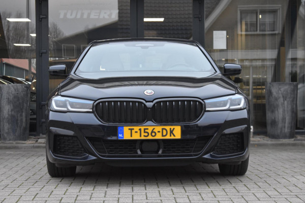 BMW 5 Serie 530e M-Sport Pro | LASERLIGHT | HARMAN KARDON | 360 CAMERA | TREKHAAK | DEALER ONDERHOUDEN | NAP |