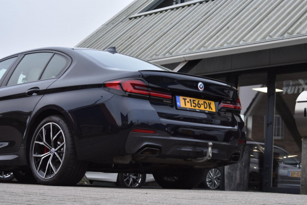 BMW 5 Serie 530e M-Sport Pro | LASERLIGHT | HARMAN KARDON | 360 CAMERA | TREKHAAK | DEALER ONDERHOUDEN | NAP |