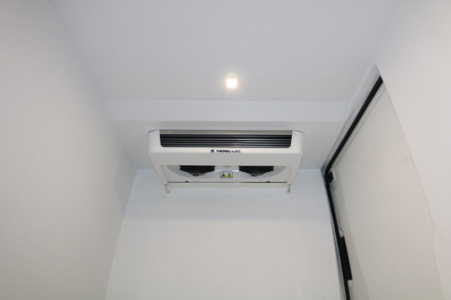 Volkswagen Crafter 2.0 TDI 177pk L3 H3 Automaat Koelwagen Vrieswagen -20 Dag en Nacht