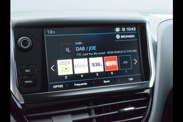 Peugeot 2008 1.2 PureTech Allure AUTOMAAT | NAVIGATIE | ACHTERUITRIJCAMERA MET SENSOREN | E.C.C. |