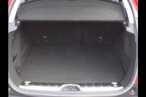 Peugeot 2008 1.2 PureTech Allure AUTOMAAT | NAVIGATIE | ACHTERUITRIJCAMERA MET SENSOREN | E.C.C. |