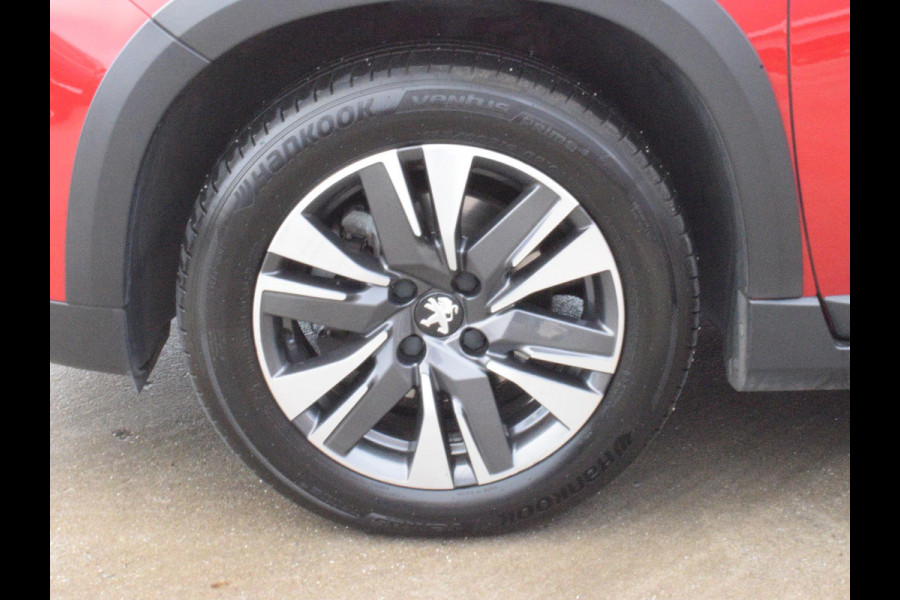 Peugeot 2008 1.2 PureTech Allure AUTOMAAT | NAVIGATIE | ACHTERUITRIJCAMERA MET SENSOREN | E.C.C. |