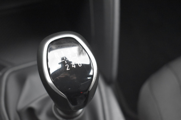 Citroën C4 1.2 Live Airco Cruisecontrol Carkit Btw auto Nieuwe-distriem