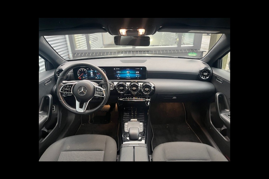 Mercedes-Benz A-Klasse 180 Business Solution