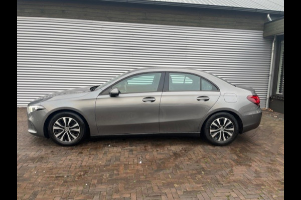 Mercedes-Benz A-Klasse 180 Business Solution