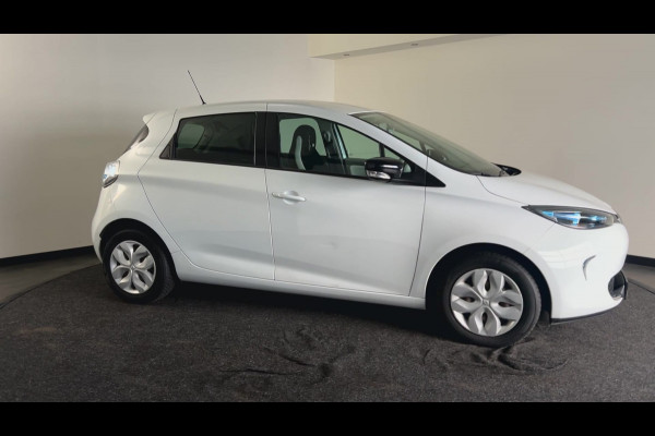 Renault ZOE R240 Intens 22 kWh Huur  Accu | Navigatie | Lage Kilometerstand!