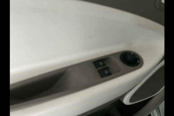 Renault ZOE R240 Intens 22 kWh Huur  Accu | Navigatie | Lage Kilometerstand!