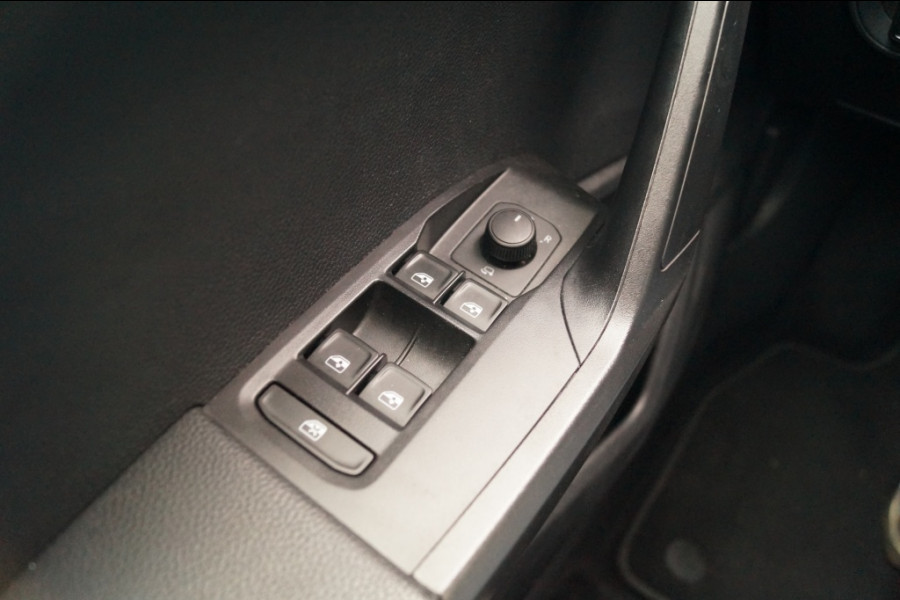 Seat Arona 1.0 TSI Style Limited -ECC-PDC-CRUISE-