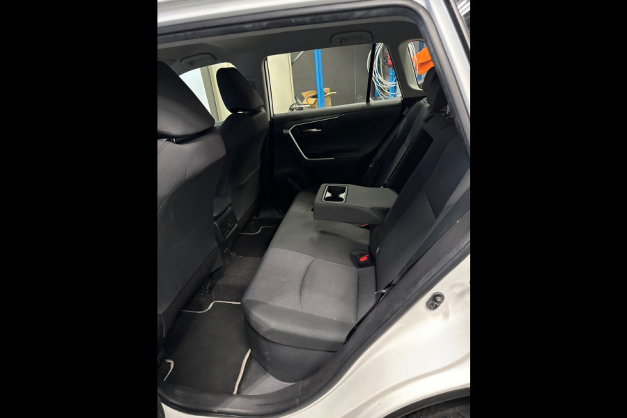Toyota RAV4 2.5 Hybrid Clima | Cruise | Camera | Carplay