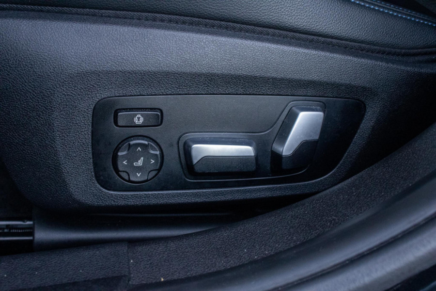 BMW 3-serie 330e PANO MEMORY M PAKKET CAMERA HUD