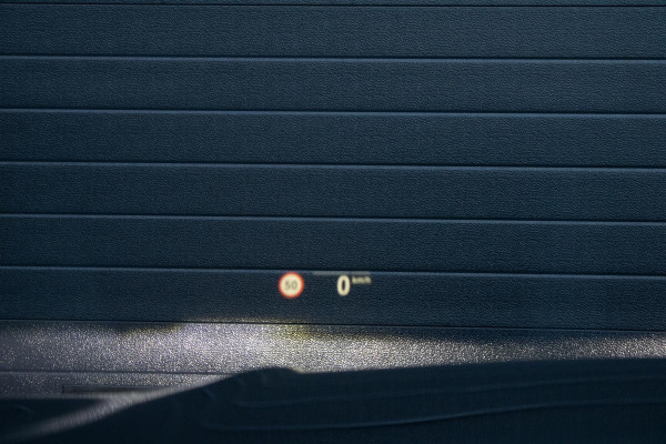 BMW 3-serie 330e PANO MEMORY M PAKKET CAMERA HUD