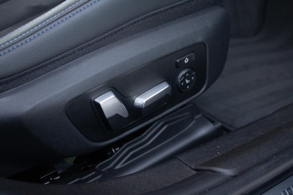 BMW 3-serie 330e PANO MEMORY M PAKKET CAMERA HUD