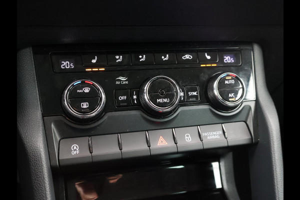 Škoda Karoq 1.5 TSI ACT 150 PK DSG AUT. + TREKHAAK | CAMERA | APPLE CARPLAY | SFEERVERLICHTING