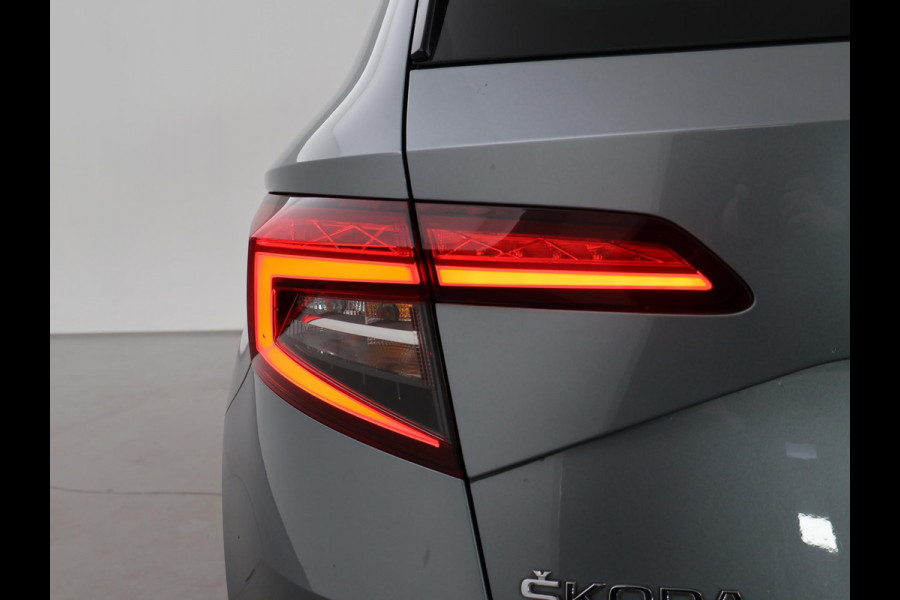 Škoda Karoq 1.5 TSI ACT 150 PK DSG AUT. + TREKHAAK | CAMERA | APPLE CARPLAY | SFEERVERLICHTING