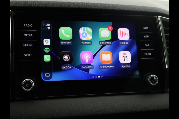 Škoda Karoq 1.5 TSI ACT 150 PK DSG AUT. + TREKHAAK | CAMERA | APPLE CARPLAY | SFEERVERLICHTING