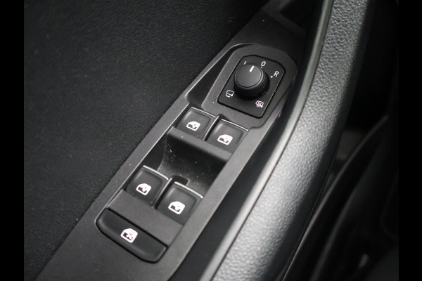 Škoda Karoq 1.5 TSI ACT 150 PK DSG AUT. + TREKHAAK | CAMERA | APPLE CARPLAY | SFEERVERLICHTING