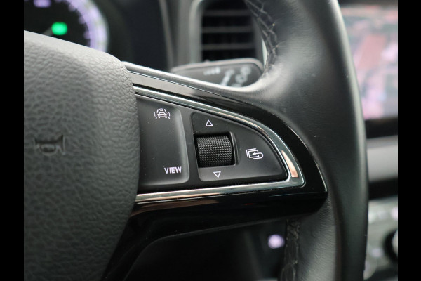 Škoda Karoq 1.5 TSI ACT 150 PK DSG AUT. + TREKHAAK | CAMERA | APPLE CARPLAY | SFEERVERLICHTING