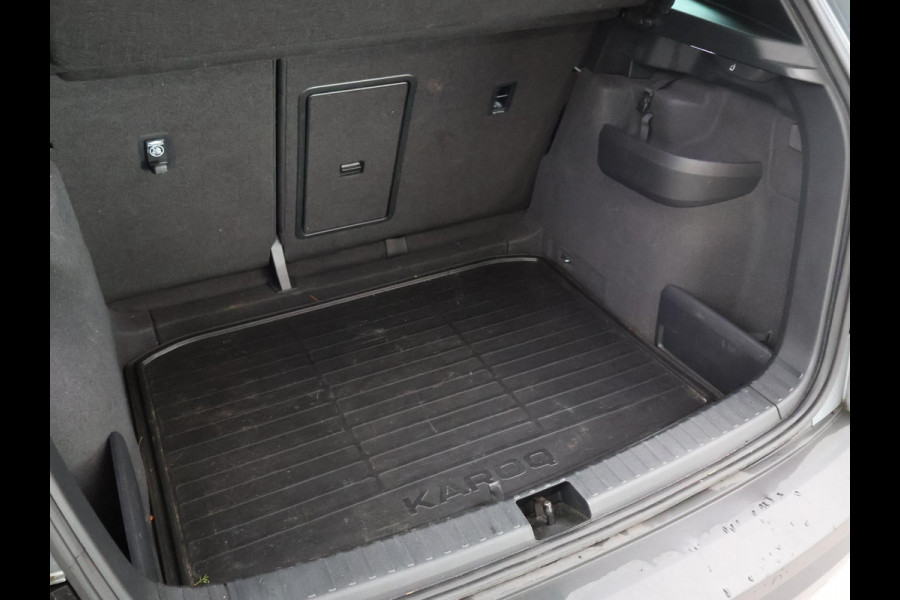 Škoda Karoq 1.5 TSI ACT 150 PK DSG AUT. + TREKHAAK | CAMERA | APPLE CARPLAY | SFEERVERLICHTING