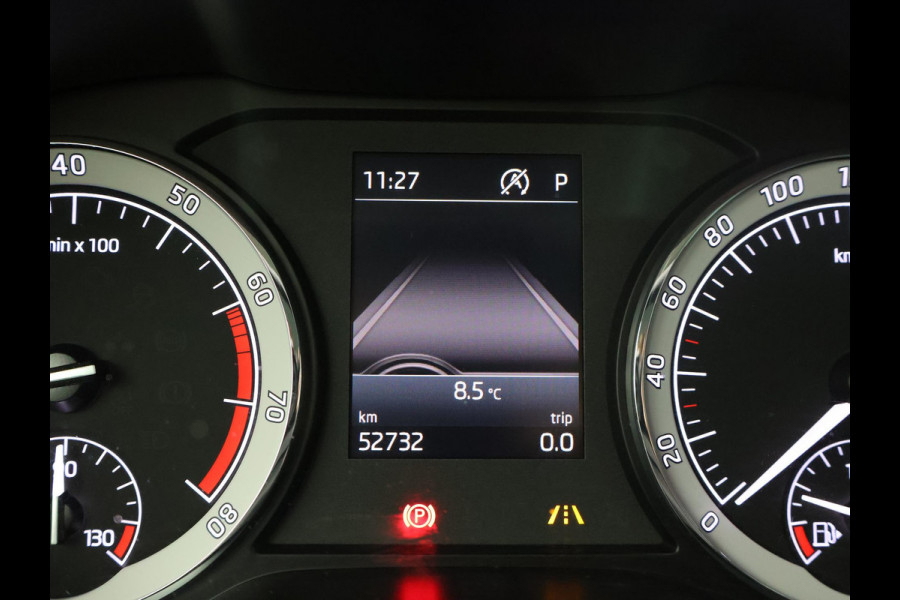 Škoda Karoq 1.5 TSI ACT 150 PK DSG AUT. + TREKHAAK | CAMERA | APPLE CARPLAY | SFEERVERLICHTING