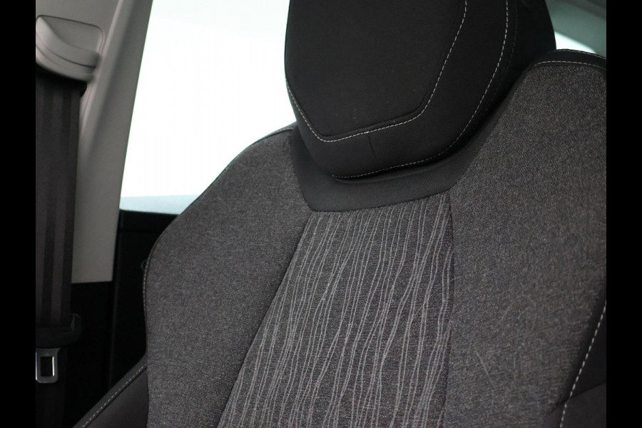 Škoda Karoq 1.5 TSI ACT 150 PK DSG AUT. + TREKHAAK | CAMERA | APPLE CARPLAY | SFEERVERLICHTING