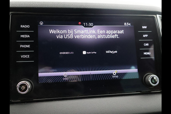 Škoda Karoq 1.5 TSI ACT 150 PK DSG AUT. + TREKHAAK | CAMERA | APPLE CARPLAY | SFEERVERLICHTING