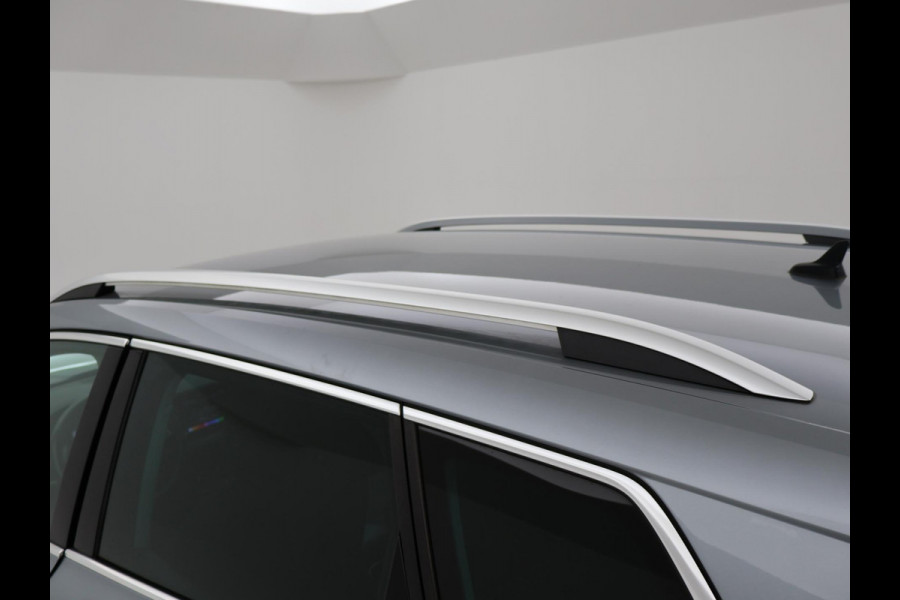 Škoda Karoq 1.5 TSI ACT 150 PK DSG AUT. + TREKHAAK | CAMERA | APPLE CARPLAY | SFEERVERLICHTING